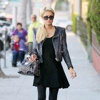 Paris Hilton runs errands in Beverly Hills | Picture 111762